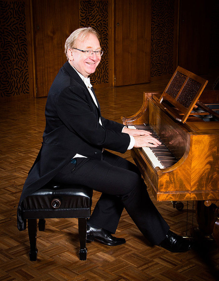 Peter Roennfeldt pianist